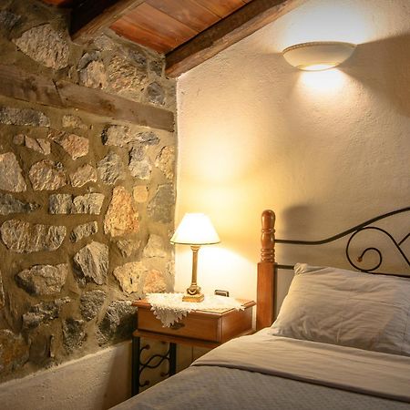 Metohi Inn Палайос-Агиос-Атанасиос Экстерьер фото